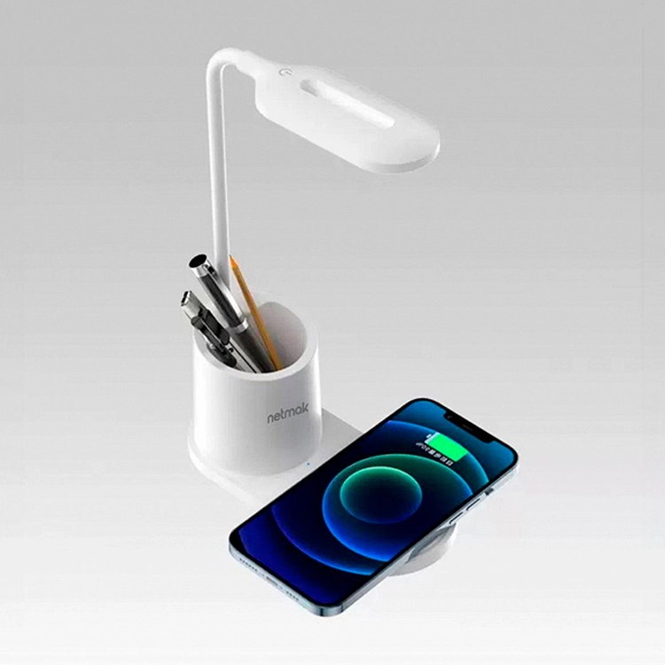 Lampara Led Netmak Carga Inalambrica 15W Soporte Celular Blanca Art.NM-CL13-W